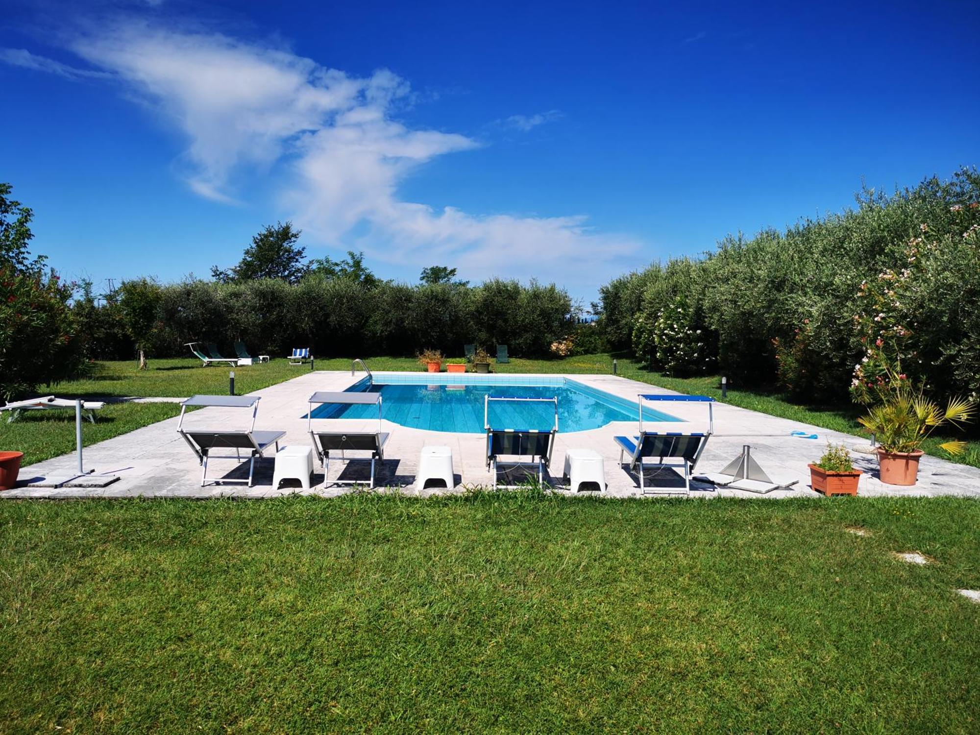 Casa Ghirlanda Con Piscina E Campo Da Tennis Lazise Exterior foto